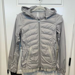 Lululemon jacket size 4